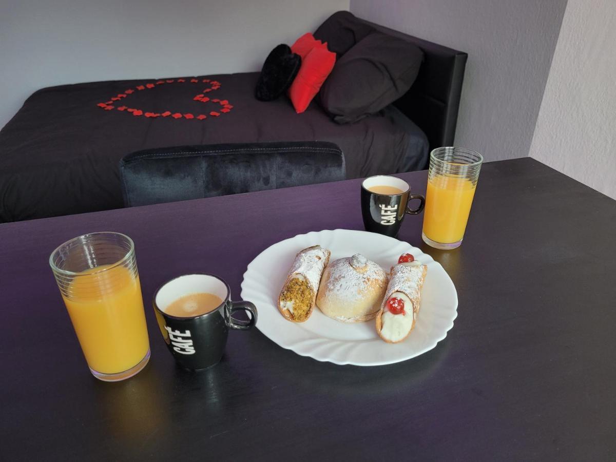 Appart'Hotel De La Gare - Cocooning Montbéliard Esterno foto