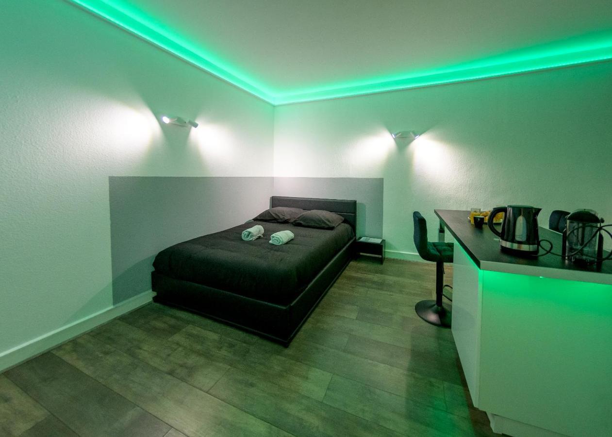 Appart'Hotel De La Gare - Cocooning Montbéliard Esterno foto